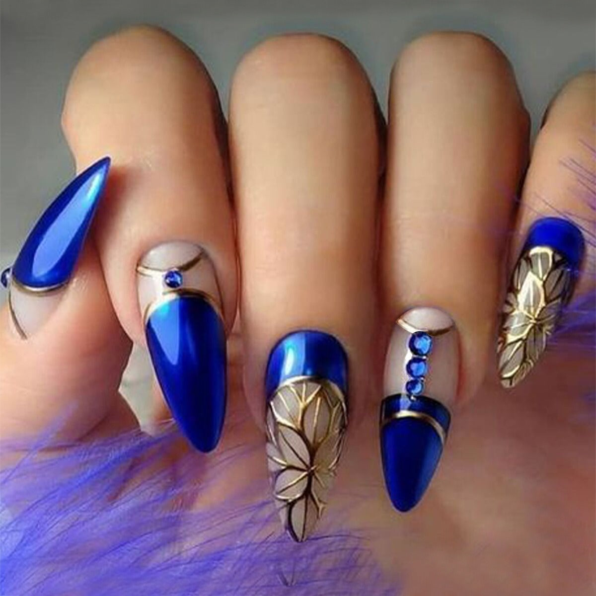 Palace Diamond Press-On Nails – Gold Foil Long Style